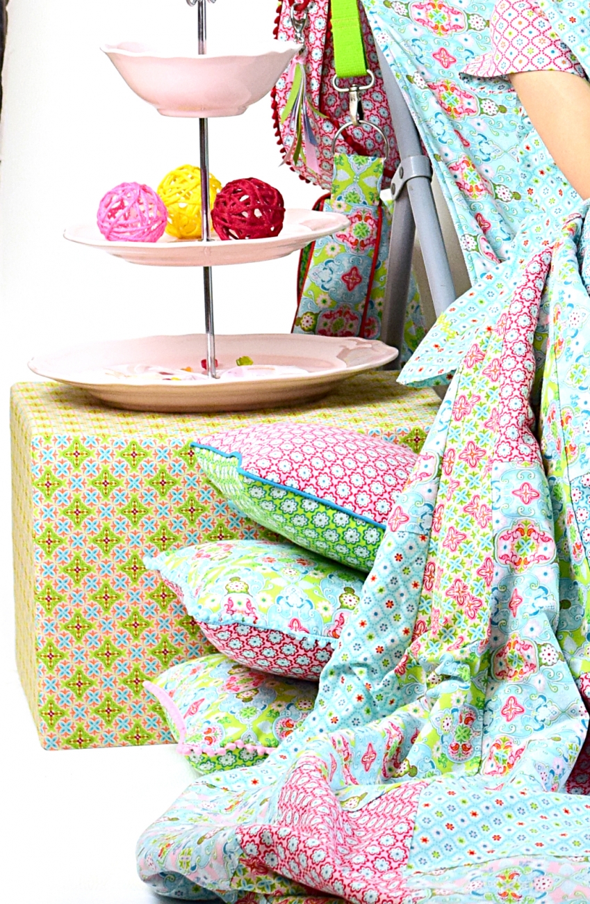 Swafing Baumwolle - Julia - Blütenornament - Blau